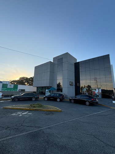 Oficina Renta, Novo Emerald Business And Health Center.