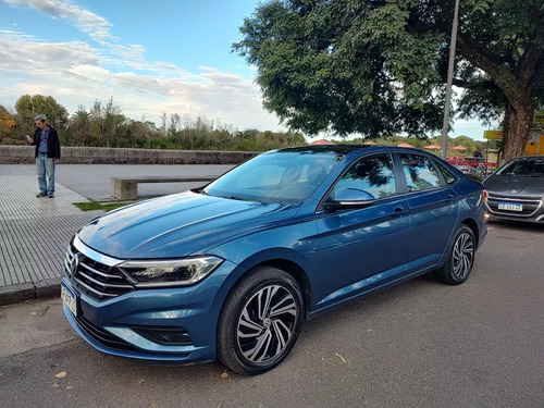 Volkswagen Vento 1.4 Highline 150cv At