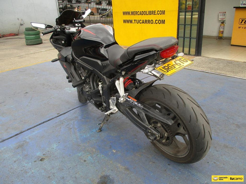 Moto Honda Cbr 650 R