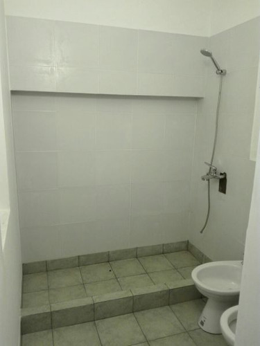 Imagen 6 de 16 de Departamento En Venta En Villa De Mayo