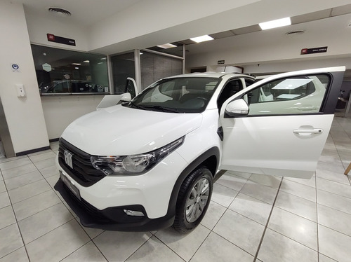 Imagen 2 de 25 de Fiat Strada Freedom 1.4 8v Cd (*mb*)