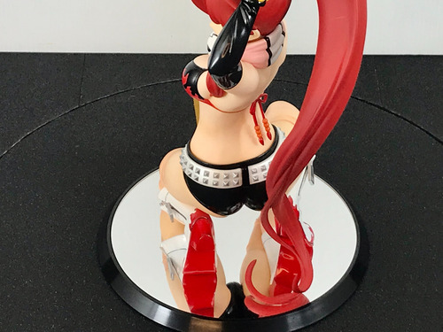Yoko 1/5 Tengen Toppa Gurren Lagann Com Caixa (Usado)