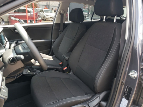 Imagen 9 de 15 de Kia Rio Hb Ex Ta 2020