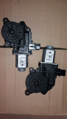 Par Motor Maquina Vidro Traseira  Jetta 2011/2018