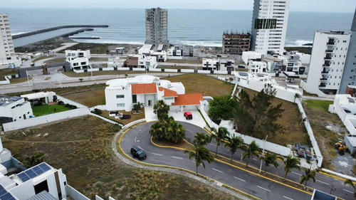 Residencia En Venta En Playas Del Conchal