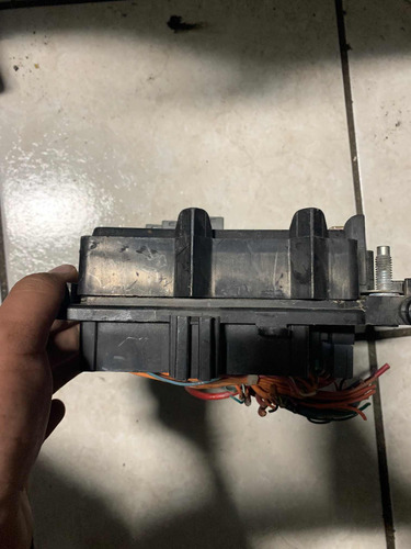 Caja De Fusibles Chevrolet Tahoe 2003-0615201930-02 Ml1057 (Usado)