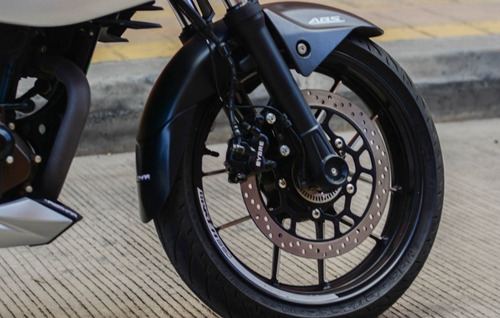 Extensor De Guardabarro Delantero Suzuki Gixxer 250