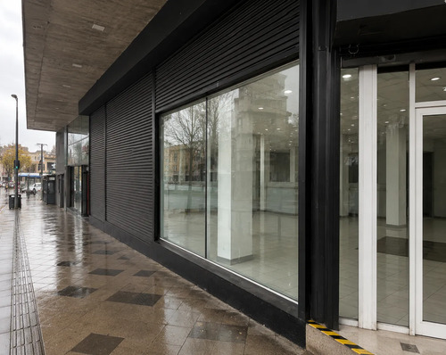 Placa Comercial En Arriendo  220,69m2 Valdivia