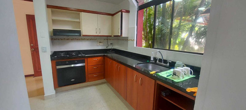 Imagen 1 de 14 de Se Arrienda Casa En Medellin, Poblado