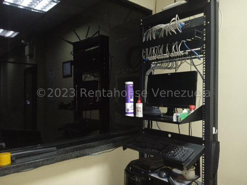 Estratégico Edificio En Venta Ubicado En Zona Céntrica Comercial De Barquisimeto Jr