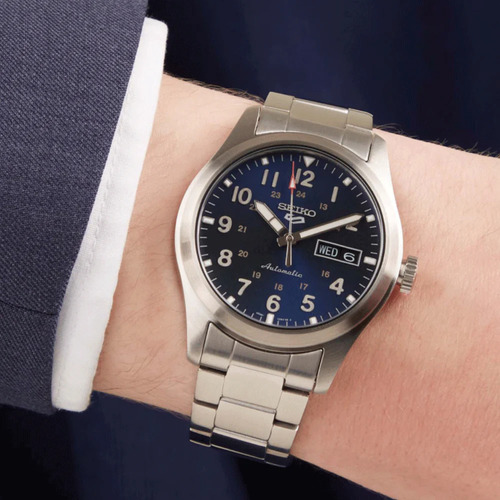 Reloj Seiko 5 Sports Srpg29 K1 Automatico Fondo Azul Bisel Plateado Correa Plateada