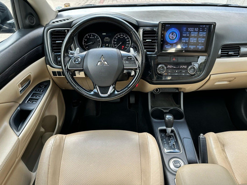 Mitsubishi Outlander 3.0 GT 4X4 V6 24V GASOLINA 4P AUTOMÁTICO