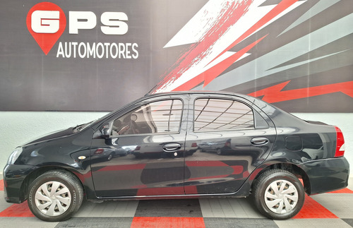 Toyota Etios 1.5 Sedan X