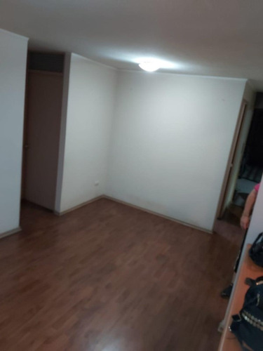 A 3 Cuadras Del Centro $330.000 Con Gastos Comunes Incluidos