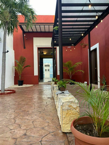 Imagen 1 de 12 de Hotel En Venta En El Centro De La Ciudad, Funcionando, Excel