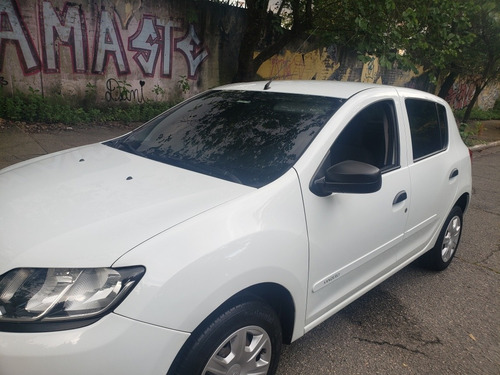 Renault Sandero 2016 1.0 16v Authentique Hi-flex 5p