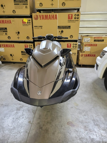 Imagen 12 de 15 de Moto De Agua Yamaha Gp1800r Svho Turbo 270 Hp 2022, C-audio