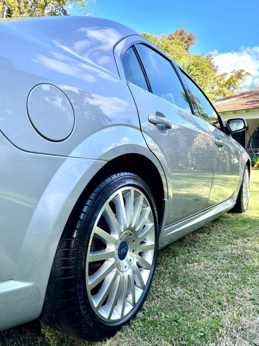 Ford Mondeo 3.0 St V6