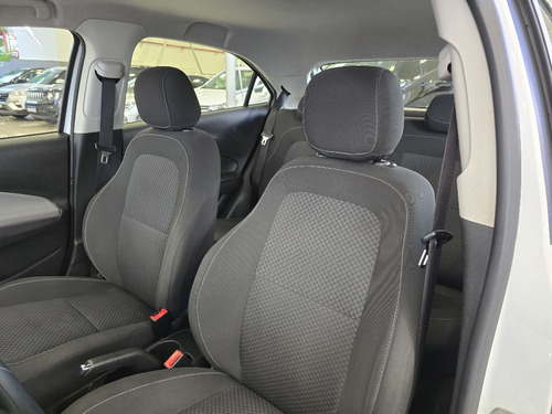 Chevrolet Onix 1.4 MPFI LT 8V FLEX 4P MANUAL