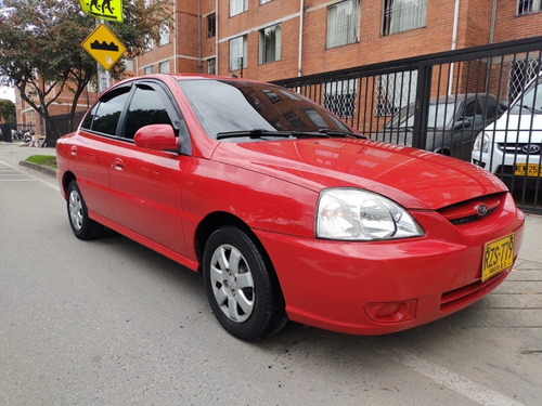 Kia Rio Stylus 1.500 Cc Mt