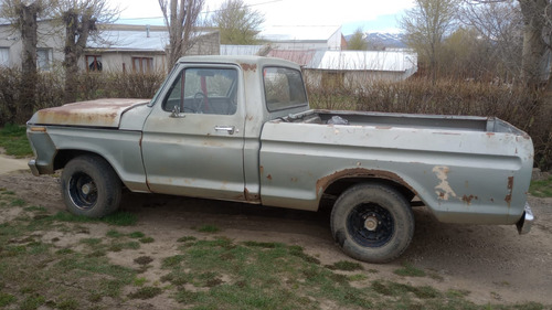 Ford F-100 4.2 V8