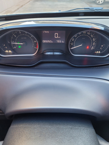 Peugeot 2008 1.6 Feline