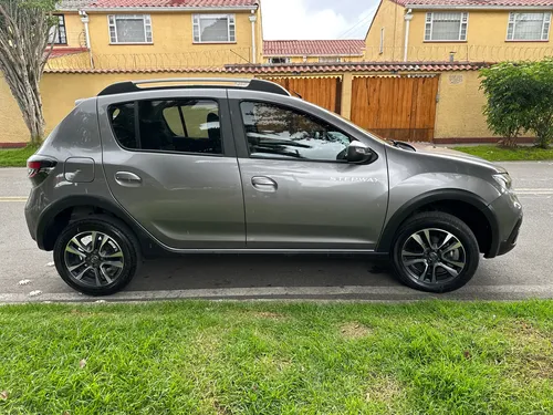 Renault Stepway 1.6 Dynamique / Intens Automática
