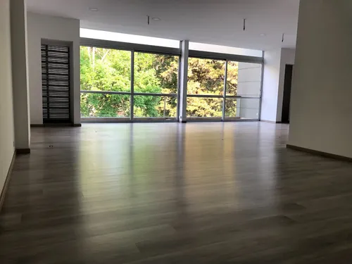 Oficina En Arriendo En El Poblado, Transversal Inferior