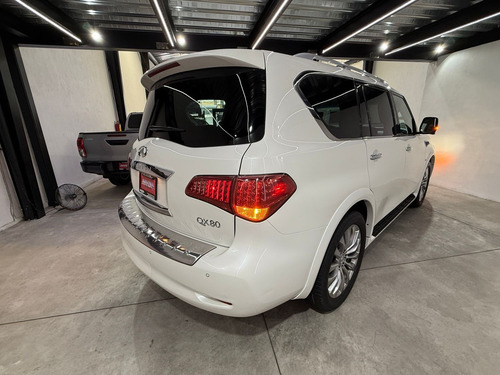 Infiniti QX80 5.6l Perfection 8 Pasajeros At