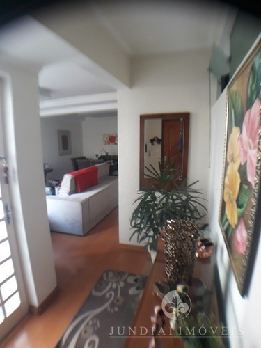 Oportunidade De Morar No Centro De Jundiaí Com Todas As Comodidade. Vendo Apto Com 117 M², 02 Dormitórios, Amplas Salas De Estar E Jantar, Cozinha, Lavanderia, 02 Banheiros, 01 Vag - Ap00254 - 341007