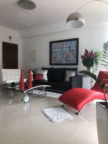Imagen 2 de 7 de Apartamento En Venta El Parral Res. Alameda Suites