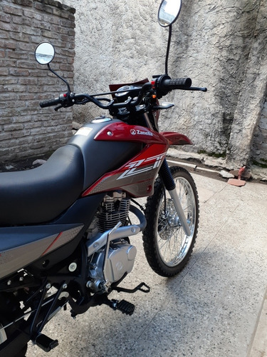Imagen 2 de 11 de Zanella Zt 2022