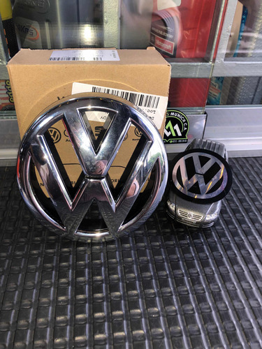 Emblema Delantero Volkswagen Fox