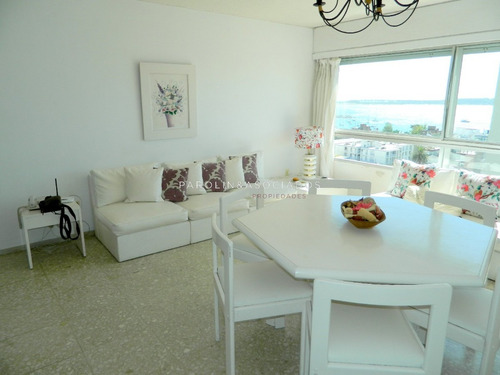 Apartamento En Peninsula - Punta Del Este- Ref: 1209