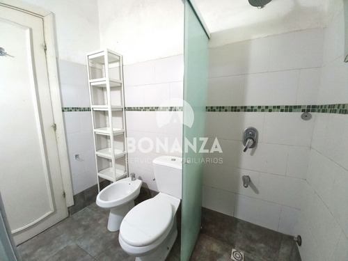 Imagen 5 de 30 de Casa En Venta En Piriápolis Barrio Residencial Country 3 Dormitorios Parrillero Parque Buen Terreno De 594 M²