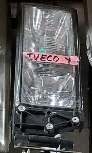 Faro Derecho Para Iveco