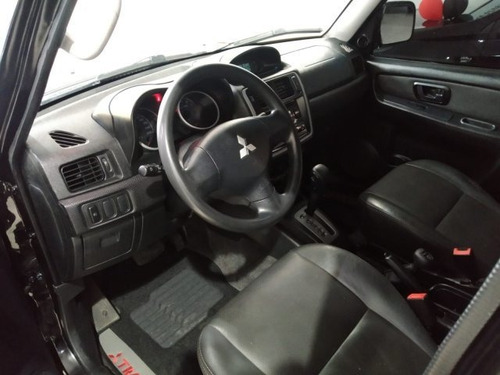 Imagem 4 de 12 de Pajero Tr4 2.0 4x2 16v 140cv Flex 4p Automático