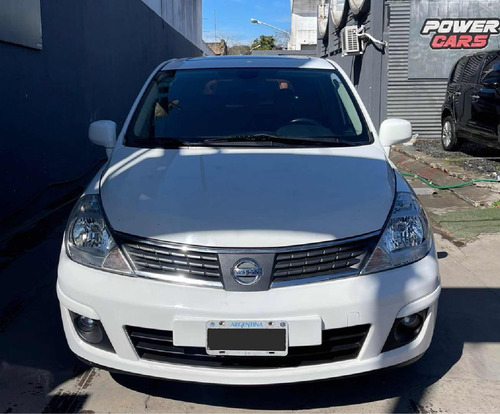 Nissan Tiida 1.8 Tekna 5 p