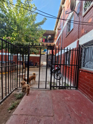 Poblacion Pedro Lira,primer Piso, 4 Dormitorios, Patio