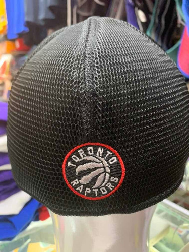 Imagen 5 de 9 de Gorra New Era Nba Tor Raptors Spotlight 3930. Small Médium .