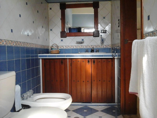 Imagen 9 de 12 de Casa Estilo Americano En Una Zona Extraordinaria .