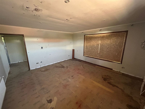 Casa En Venta De 6 Dorm. En Macul