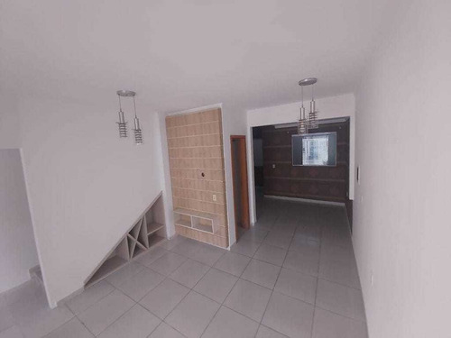 Imagem 3 de 14 de Sobrado Com 03 Dormitórios.