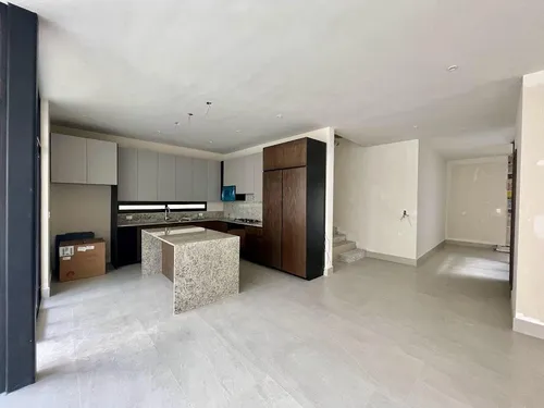 Estrena Hermosa Residencia En Fracc Privado Atrás De La Rioja! En Calle Privada! A 40m Del Parque! Lista Para Habitar!!