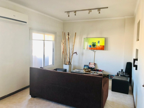 Departamento 3 Ambientes Impecable Escucha Oferta