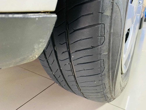 Imagem 7 de 12 de Volkswagen Polo 2012 1.6 Vht Sportline Total Flex 5p