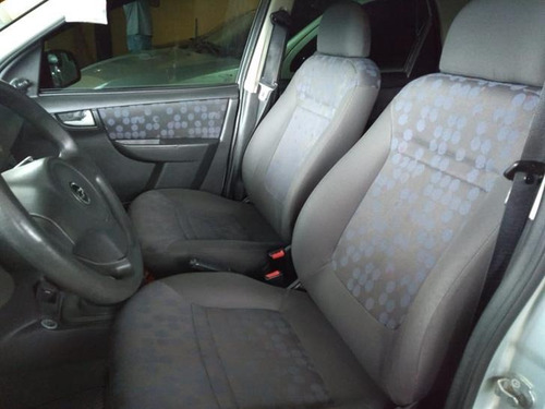 Chevrolet Prisma Joy 1.4 (flex) Flex Manual