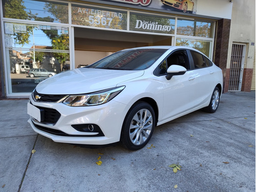 Chevrolet Cruze II 1.4 Sedan Lt