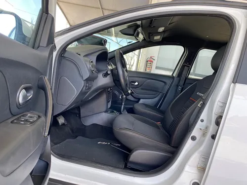 Renault Stepway 1.6 Intens Cvt