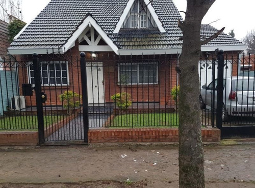 Casa En Venta En Muñiz